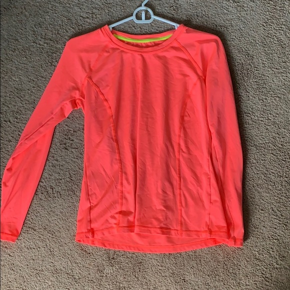 Xersion Long Sleve Neon Pink Tee - Picture 2 of 2